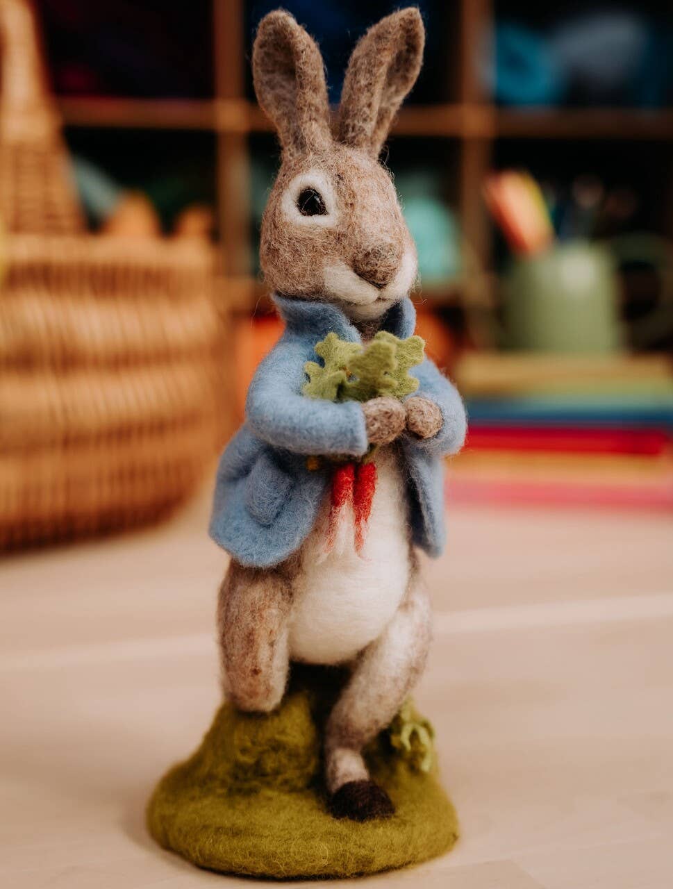 🎀 Sale! Peter Rabbit and the Stolen Radishes - Beatrix Potter Needle Felting Kit
