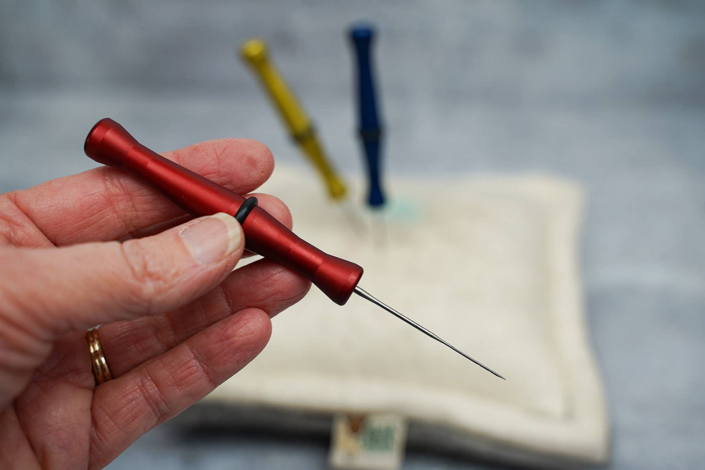 Single Metal Precision Felting Needle Holder
