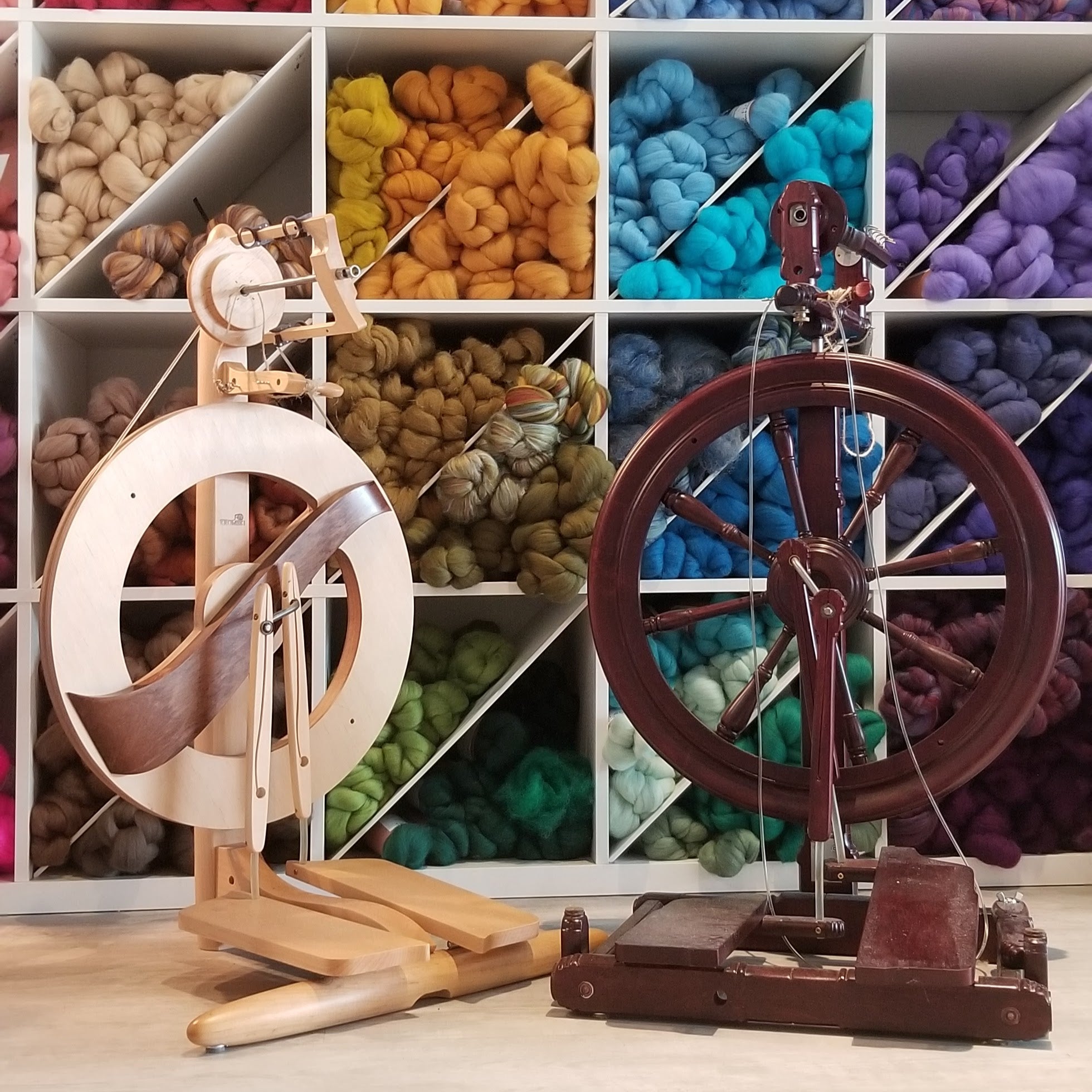 Beginning Spinning on a Spinning Wheel | Sept 25 + Oct 9