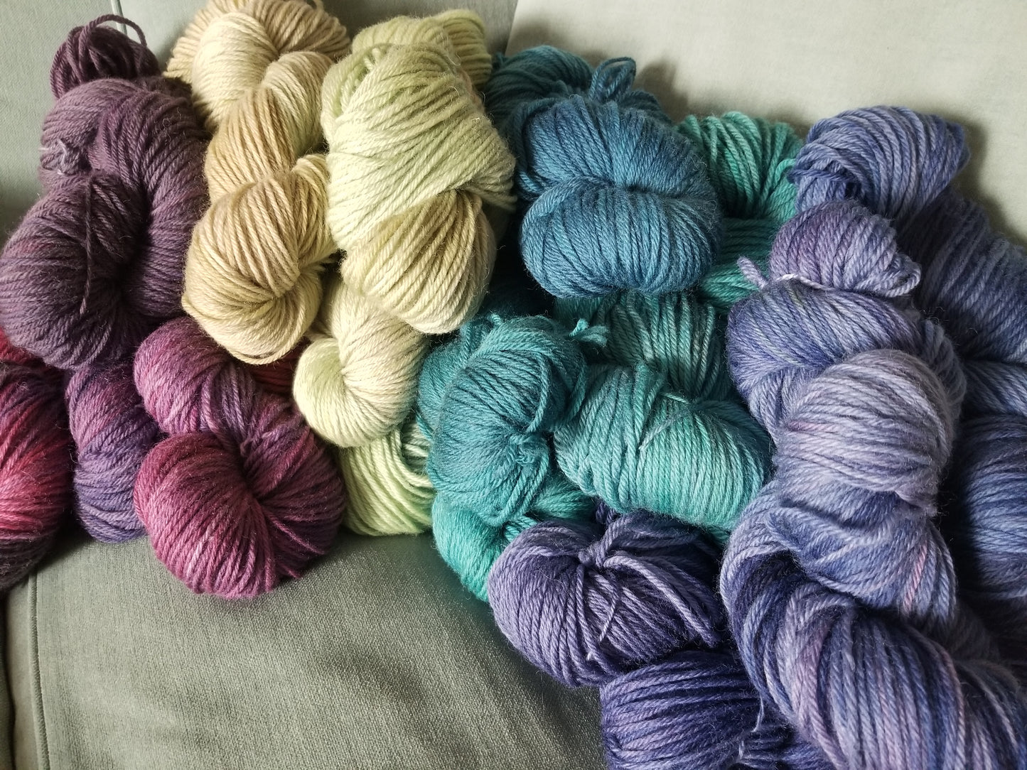 Hand Dyed Yarn Bundle for Big Projects (includes Vest Instructions for Zoom Loom)