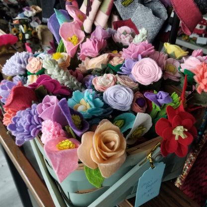 Felt Flower Bar