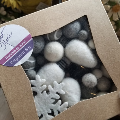 🎀 Sale! Janet Marie Felted Potpourri