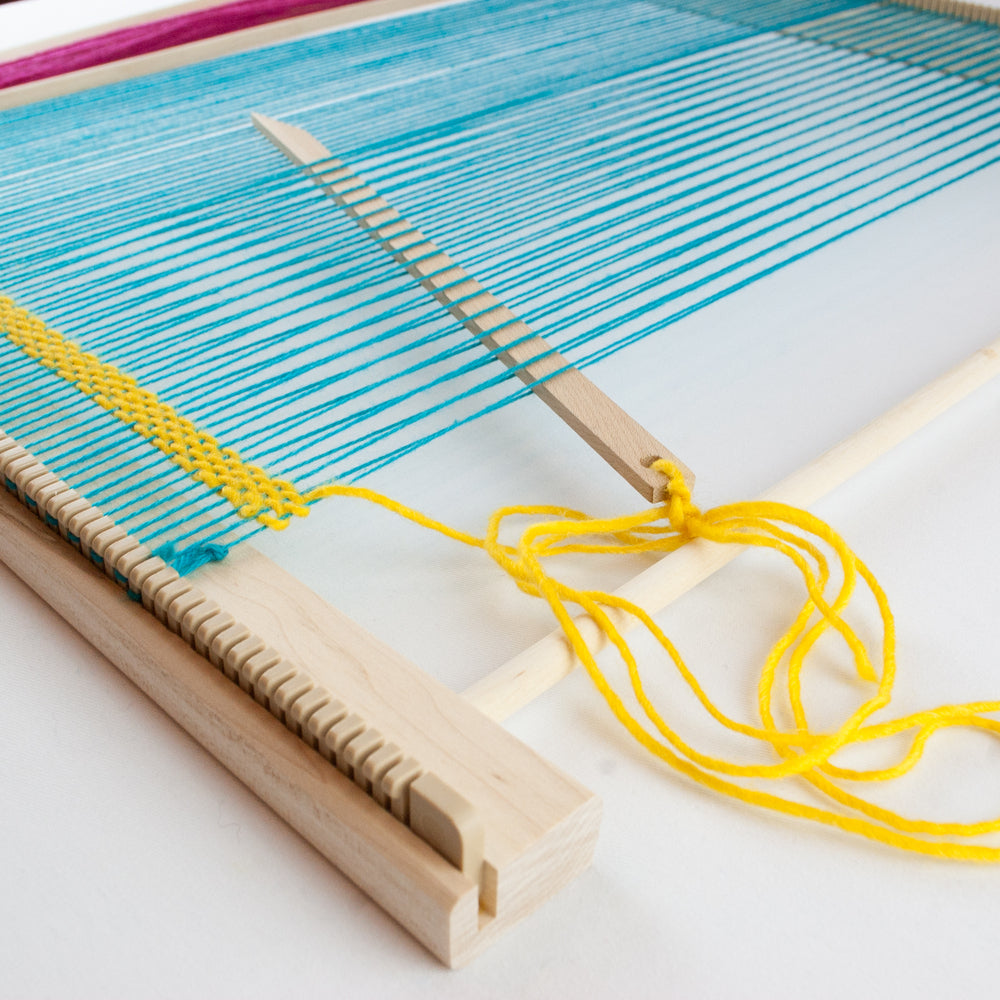 20 Inch Weaving Frame Loom with Stand - The Deluxe! - Beka