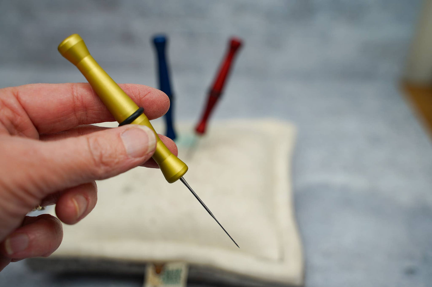 Single Metal Precision Felting Needle Holder