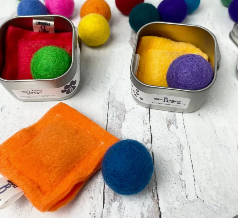 Happy Cat, Catnip Infused Felted Balls Gift Tin