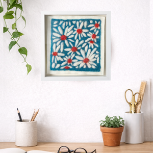 Daisy Bold Blooms - Felted Art Tile