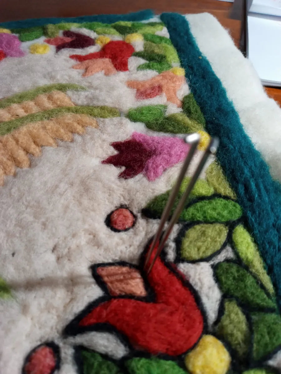 Hummingbird Folk Art Tapestry Needle Felting Kit