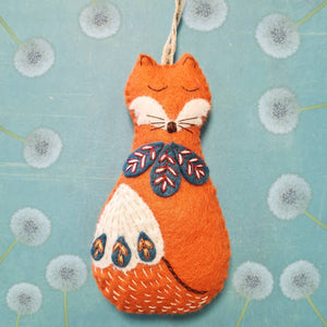 Folk Embroidered Fox Felt Craft Mini Kit