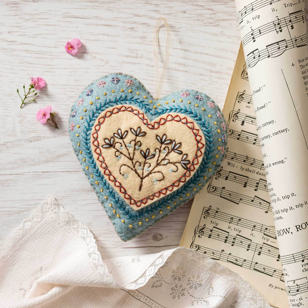 🎀 Sale! Embroidered Heart Felt Craft Kit